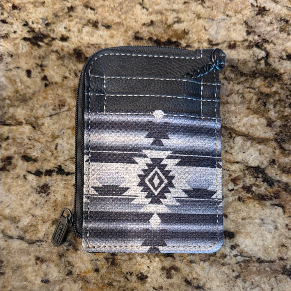 Wrangler Aztec Pattern Wallet in Black and Gray